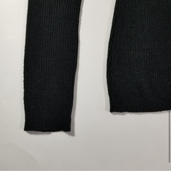 Athleta Cold Shoulder Turtleneck Sweater - Picture 5 of 9